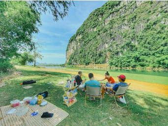 Na Bo – a wild camping spot in Kim Boi for young people
