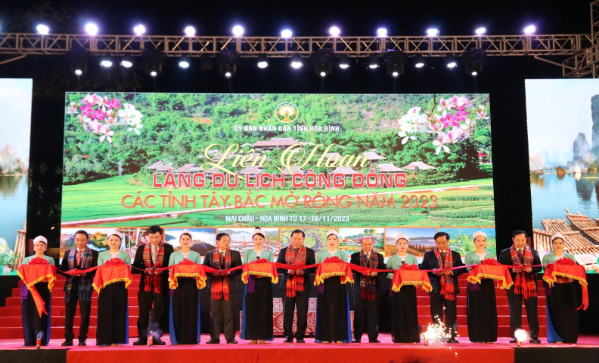 Hoa Binh province promotes tourism advertising and promotion